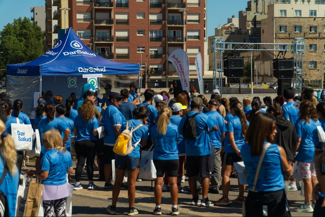 Mas de mil personas participaron de la Correcaminata Dar Salud